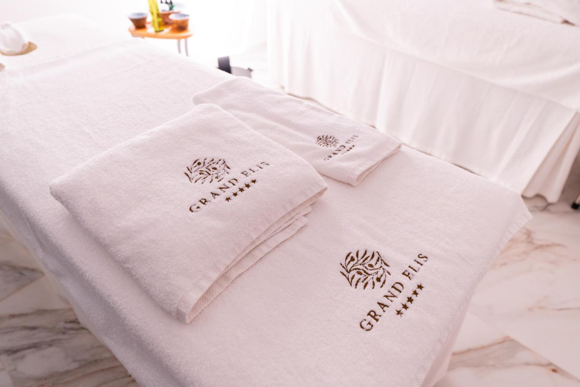Grand Elis Hotel & Spa Resort Kourouta Exteriör bild